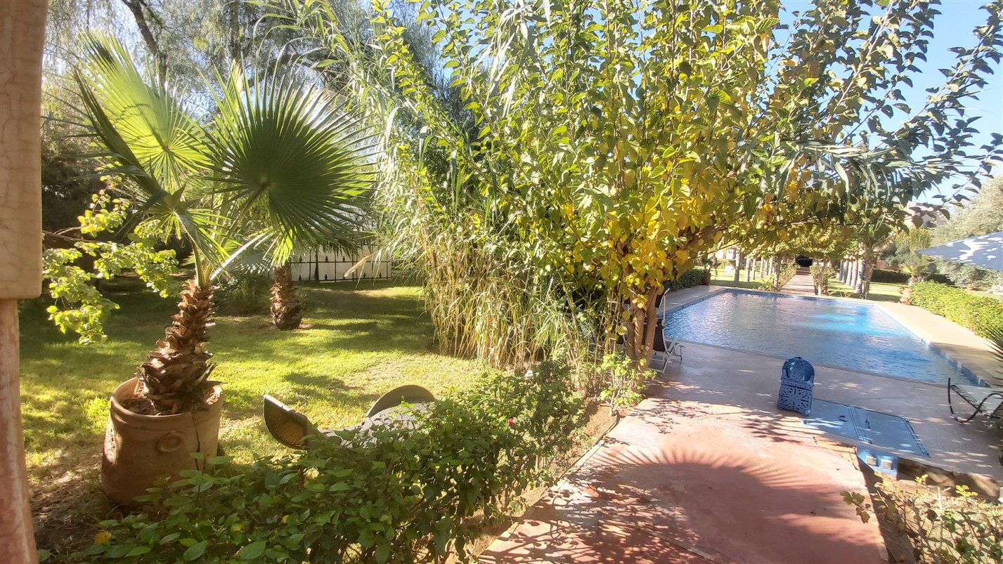 Palais Villa à Vendre Route de Fès Marrakech – 6 Chambres, 500m², Terrain 1 Ha, Piscine (VFE5) – photo 7