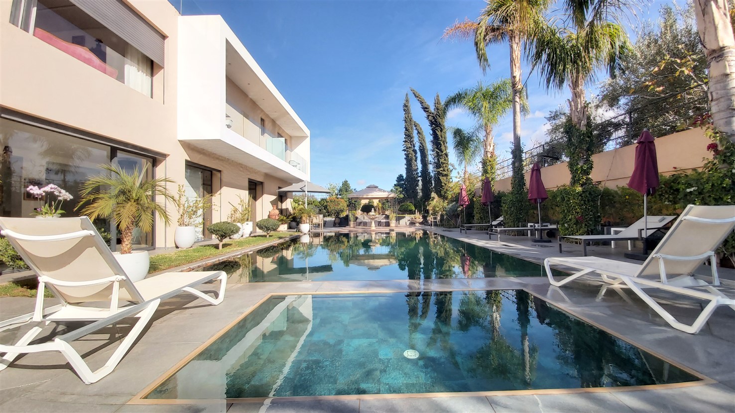Villa luxe Route de Fès Marrakech – 650m², 5 suites, design contemporain (VFE6)