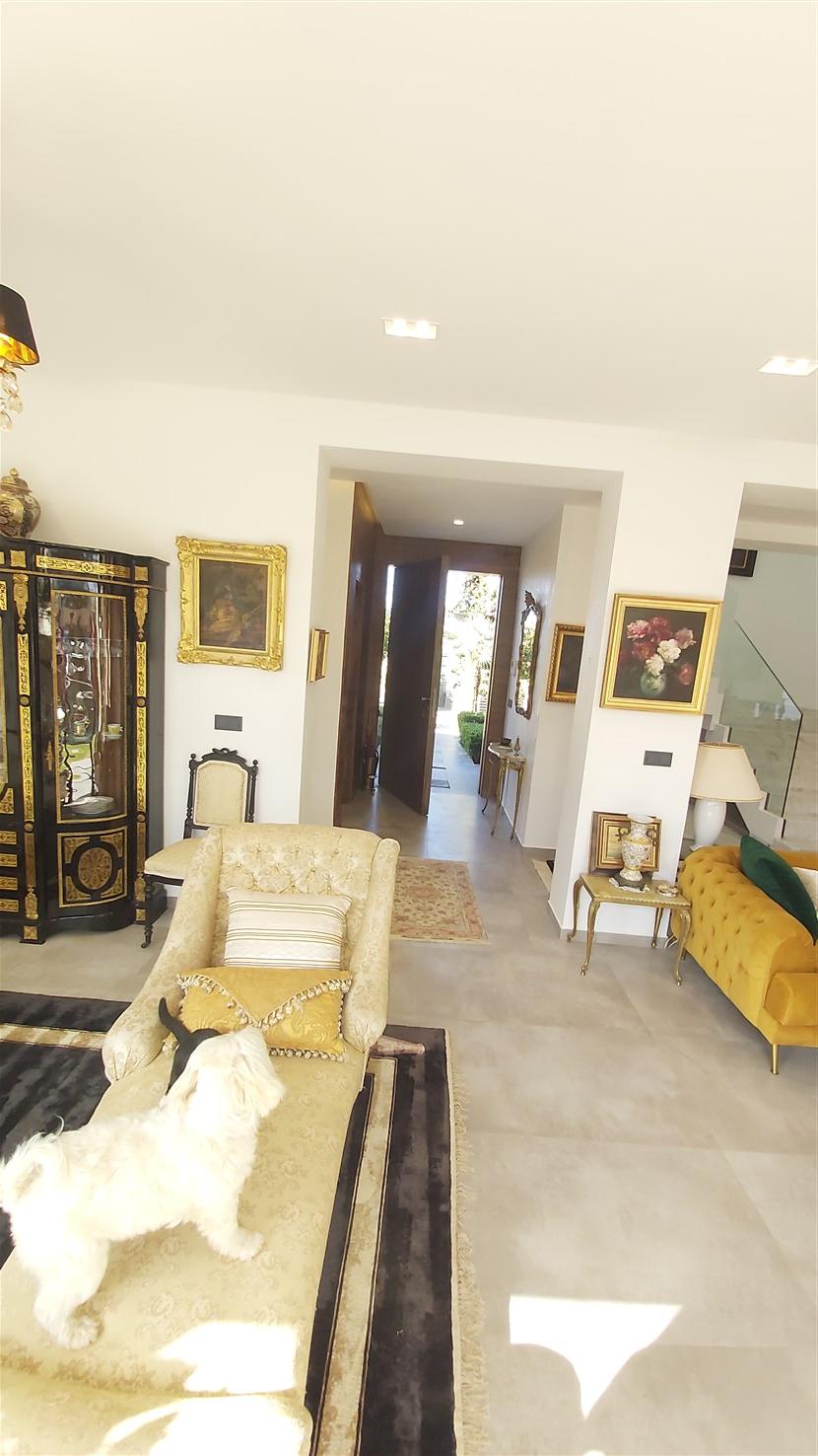 Villa luxe Route de Fès Marrakech – 650m², 5 suites, design contemporain (VFE6) – photo 21