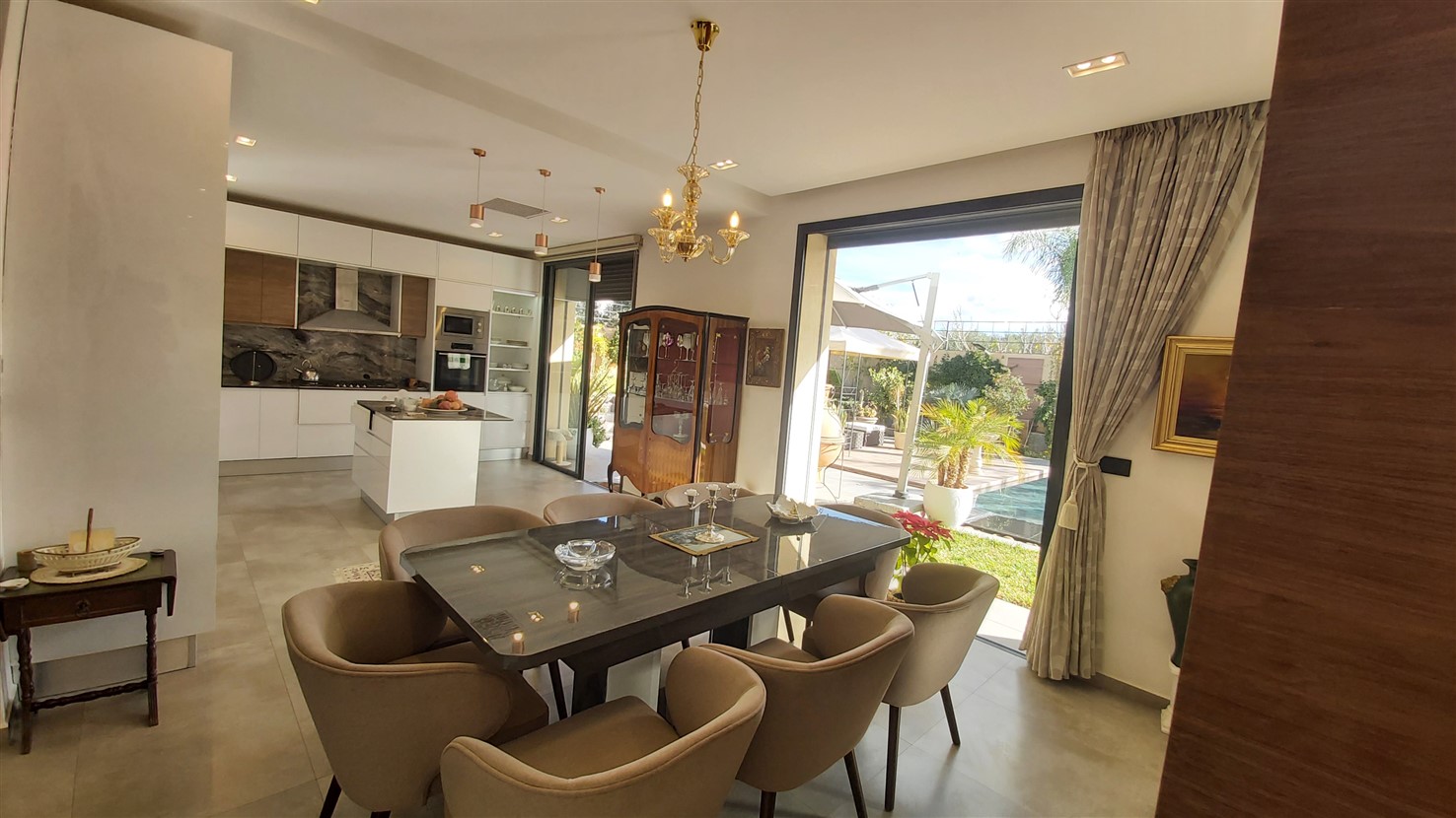 Villa luxe Route de Fès Marrakech – 650m², 5 suites, design contemporain (VFE6) – photo 23