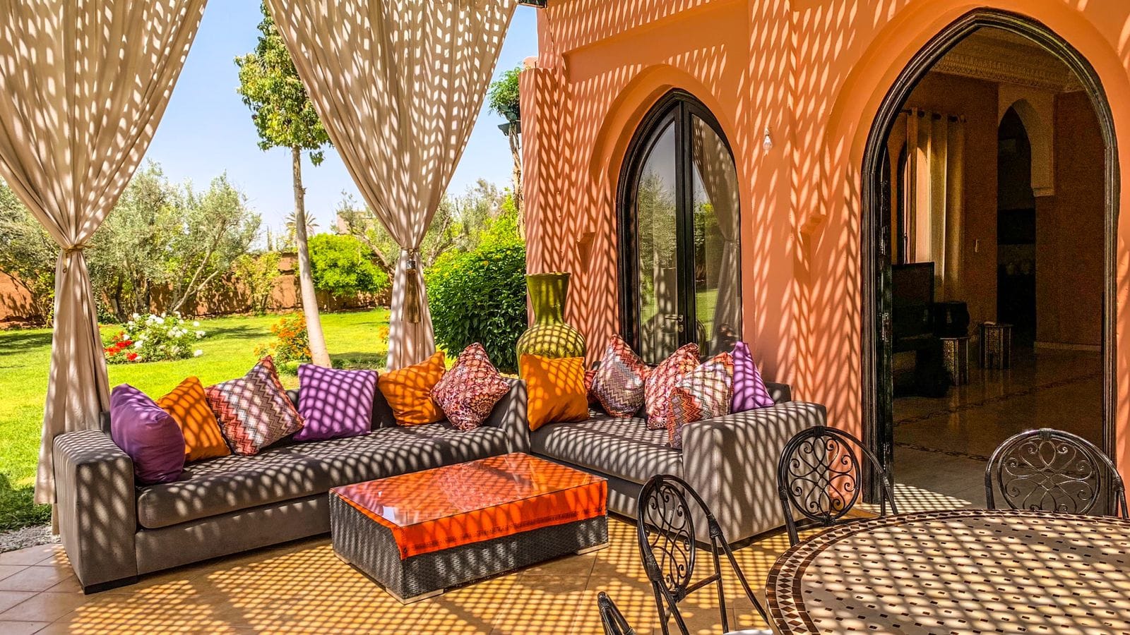 Villa Maison d'Hôtes à Vendre Route de Fès Marrakech – 6 Suites, Terrain 4500m², Parc Champêtre (VFE8) – photo 10