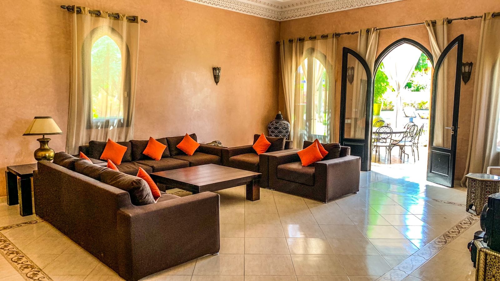 Villa Maison d'Hôtes à Vendre Route de Fès Marrakech – 6 Suites, Terrain 4500m², Parc Champêtre (VFE8) – photo 5