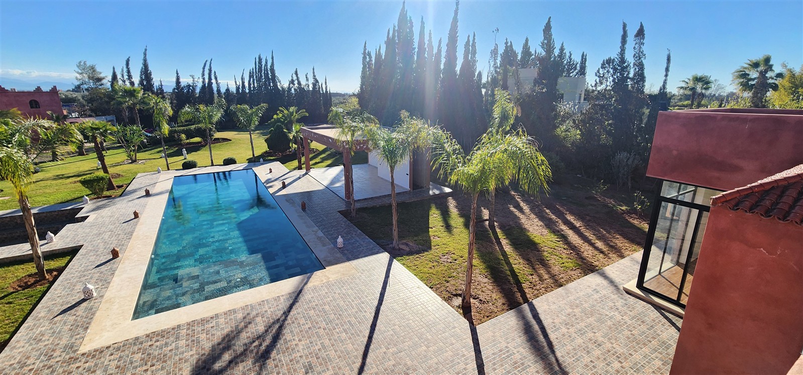 Villa de Luxe à Vendre Route de Fès Marrakech – 6 Suites 750m², Terrain 5000m², Piscine 20m (VFE9) – photo 5