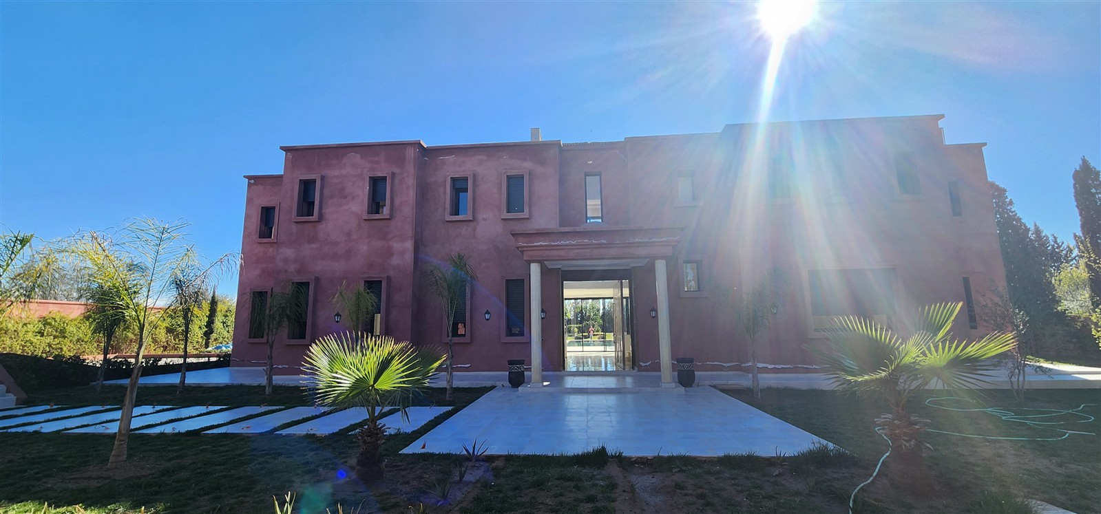 Villa de Luxe à Vendre Route de Fès Marrakech – 6 Suites 750m², Terrain 5000m², Piscine 20m (VFE9) – photo 8