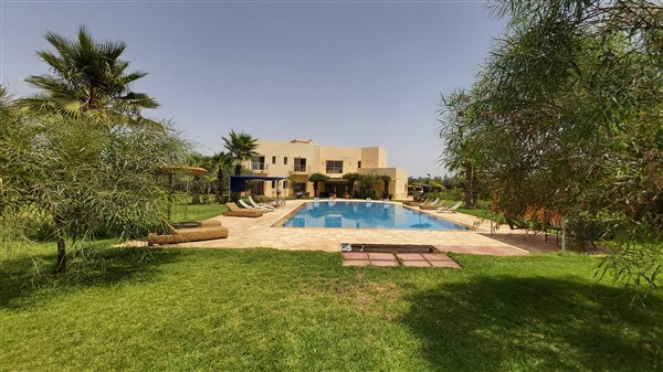 Villa d’architecte km10 Route Ourika Marrakech – 5 suites, 1 hectare (VOU1)