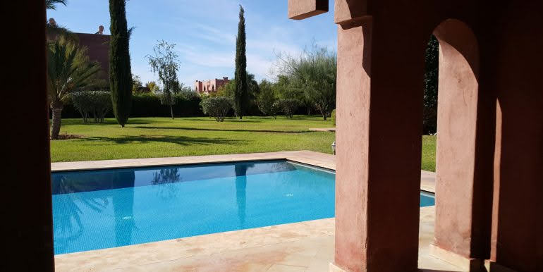 Villa Riad à Vendre Route de l'Ourika Marrakech – 4 Suites 512m², Terrain 4440m², Piscine (VOU6) – photo 8