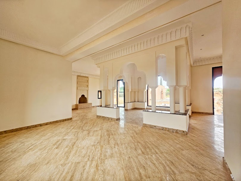 Villa à Vendre Route de l'Ourika Marrakech – 4 Suites 498m², Terrain 4123m², Piscine, Style Ksar (VOU7) – photo 13