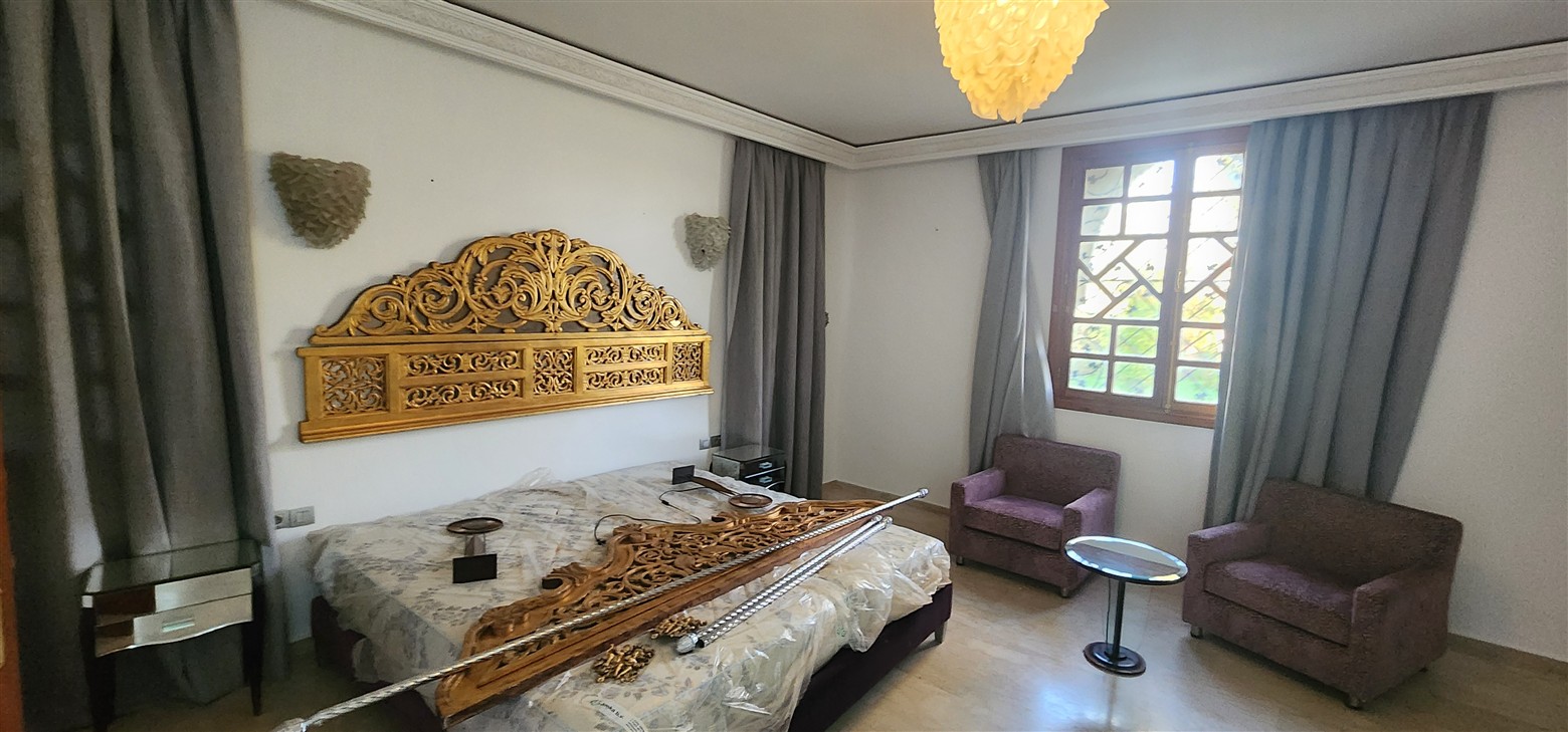 Palais d'hôtes néo-oriental Route de l'Ourika Marrakech – 1572m², 13 suites, 1.25 ha (VOU8) – photo 13