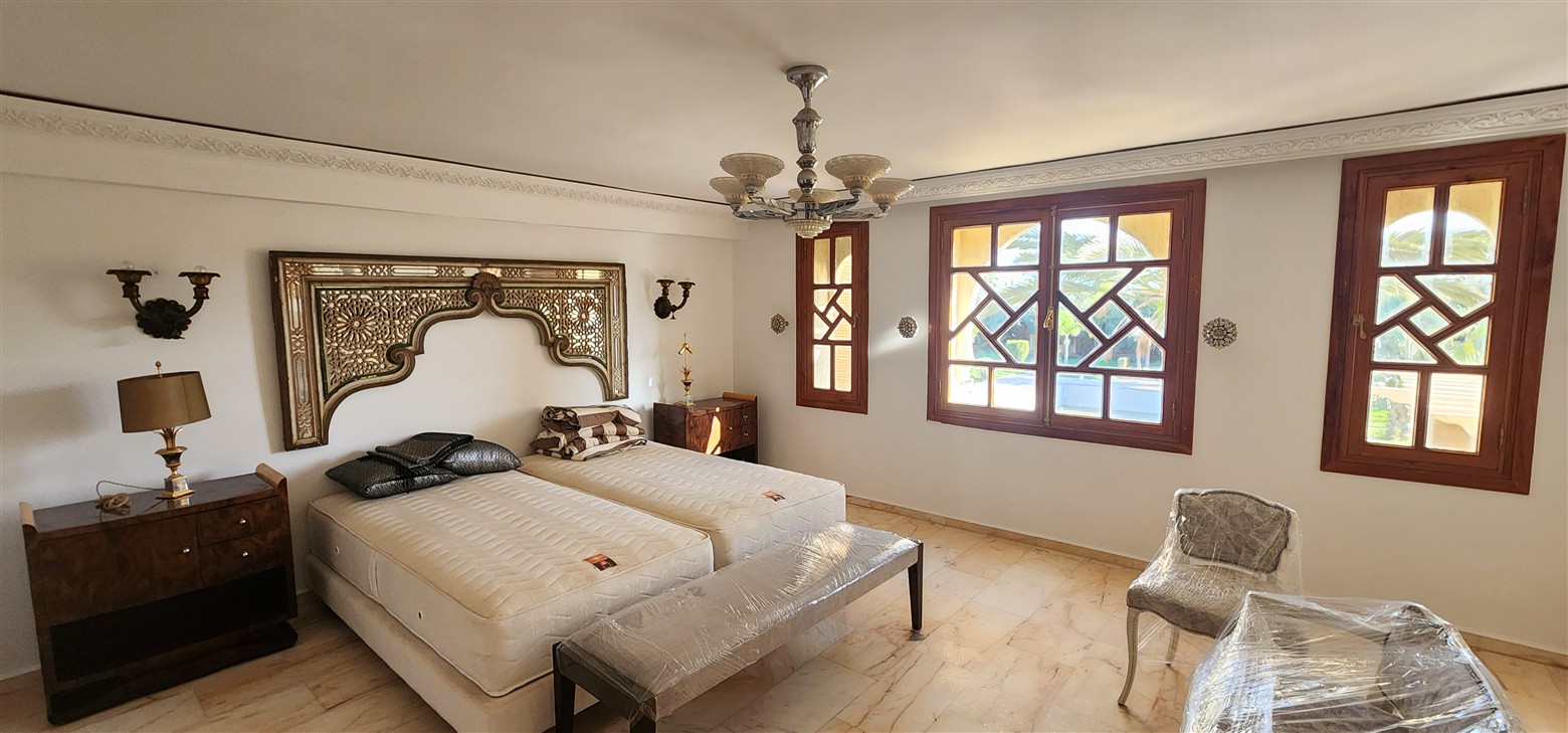 Palais d'hôtes néo-oriental Route de l'Ourika Marrakech – 1572m², 13 suites, 1.25 ha (VOU8) – photo 16