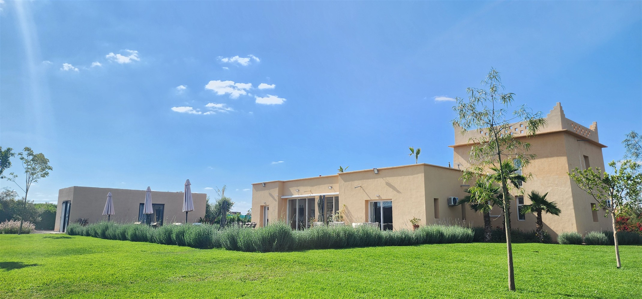 Villa à Vendre Route de l'Ourika Marrakech – 5 Chambres, 450m², Terrain 5020m², Piscine, Vue Atlas (VOU9) – photo 2