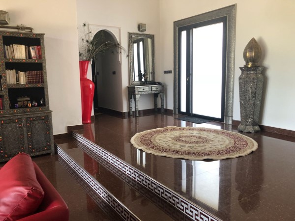 Villa de Luxe à Vendre Route de Sidi Abdellah Ghiat Marrakech – 4 Suites, 550m², Parc 7000m², Piscine (VSAG1) – photo 10