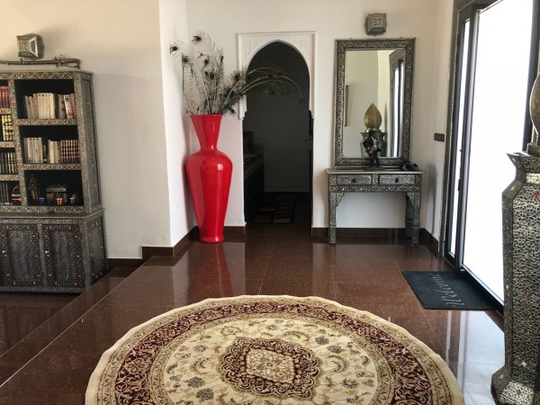 Villa de Luxe à Vendre Route de Sidi Abdellah Ghiat Marrakech – 4 Suites, 550m², Parc 7000m², Piscine (VSAG1) – photo 11