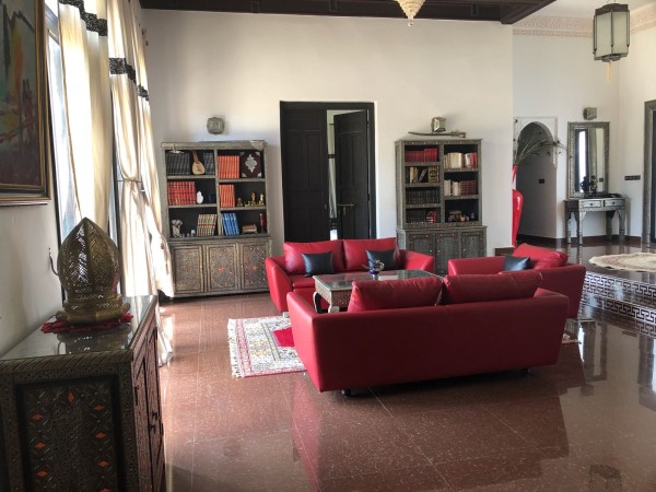 Villa de Luxe à Vendre Route de Sidi Abdellah Ghiat Marrakech – 4 Suites, 550m², Parc 7000m², Piscine (VSAG1) – photo 13