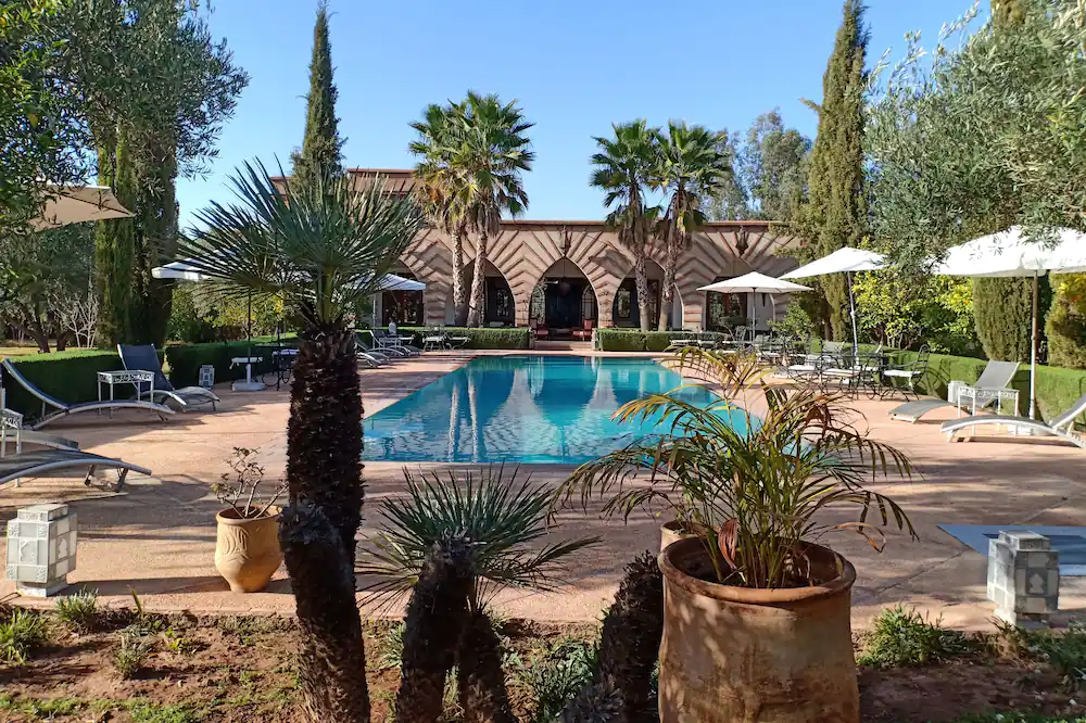 Villa Route de Ouarzazate Marrakech – 775m², 9 chambres, maison d’hôtes, 1 ha (VZA1)