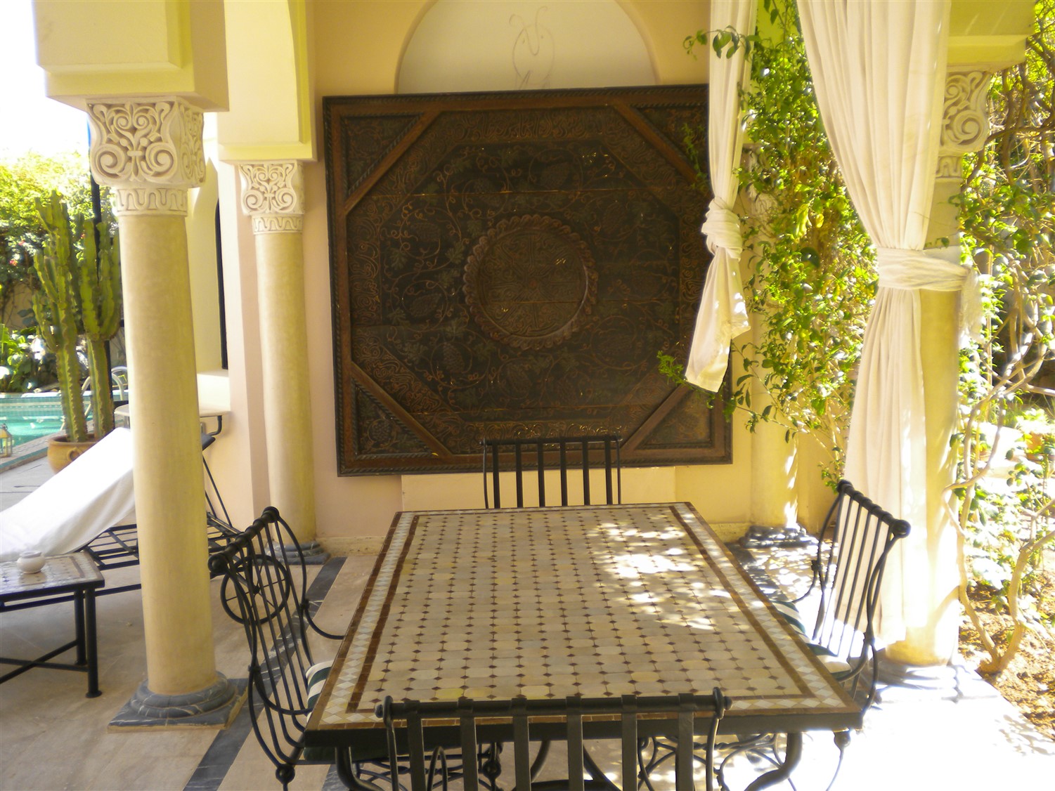 Villa à Vendre Golf Amelkis Marrakech – 5 Suites 620m², Piscine, Style Alhambra (VZA2) – photo 10