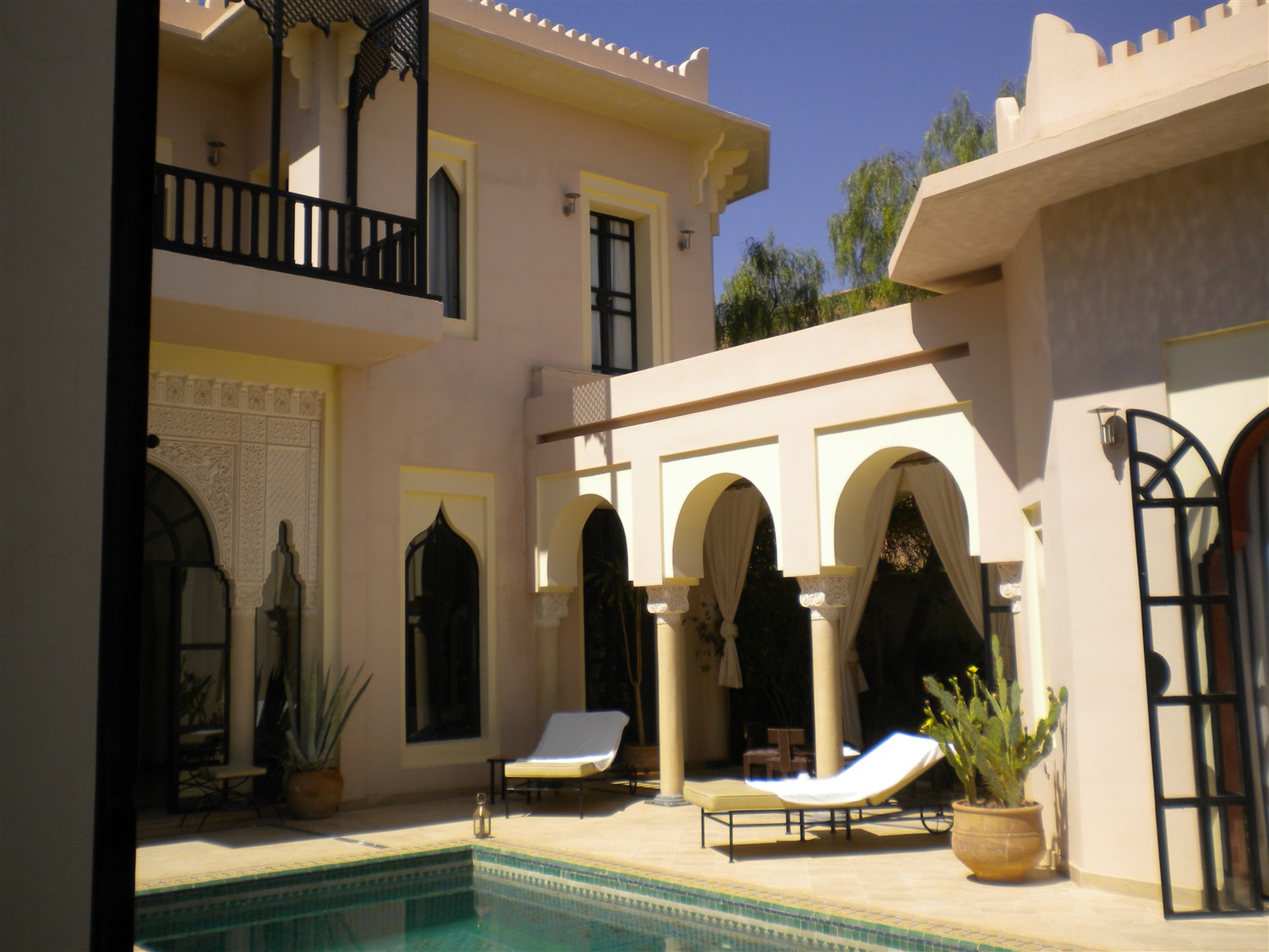Villa à Vendre Golf Amelkis Marrakech – 5 Suites 620m², Piscine, Style Alhambra (VZA2) – photo 13