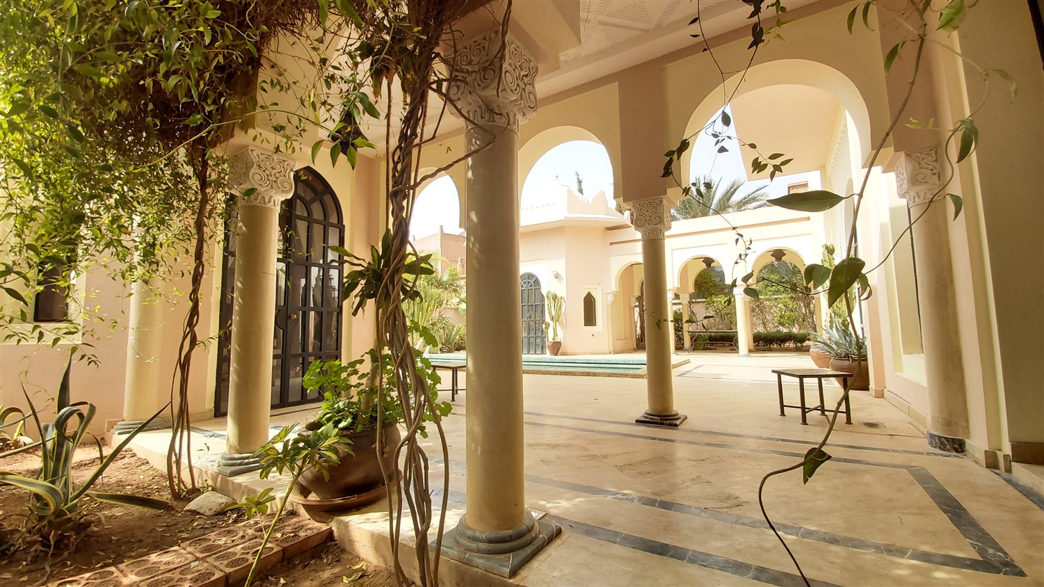 Villa à Vendre Golf Amelkis Marrakech – 5 Suites 620m², Piscine, Style Alhambra (VZA2) – photo 7