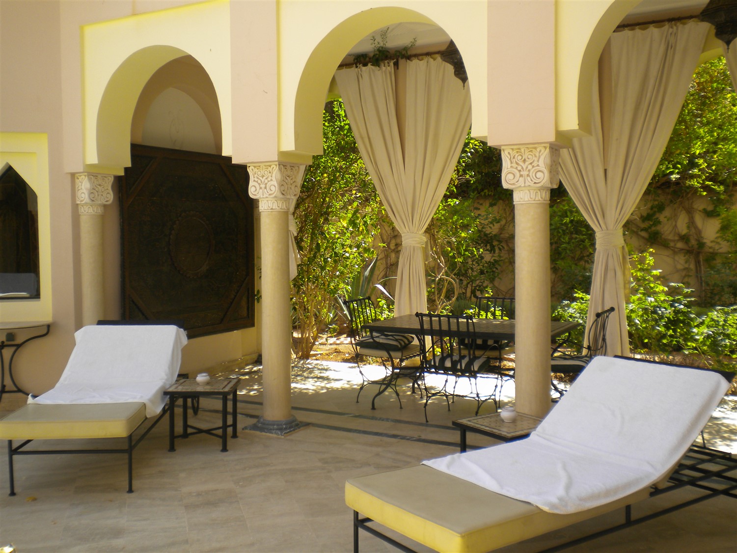 Villa à Vendre Golf Amelkis Marrakech – 5 Suites 620m², Piscine, Style Alhambra (VZA2) – photo 9