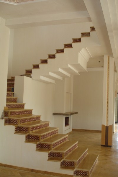 Villa d'Architecte à Vendre Route de Ouarzazate Marrakech – 7 Suites, 633m², Piscine, Proche Golfs (VZA309D) – photo 33