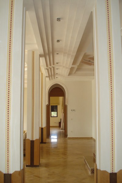 Villa d'Architecte à Vendre Route de Ouarzazate Marrakech – 7 Suites, 633m², Piscine, Proche Golfs (VZA309D) – photo 34