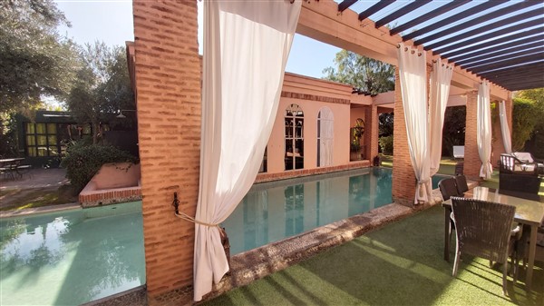 Villa à Vendre Golf Amelkis Marrakech – 5+1 Chambres, 380m², Piscine, Jardin 1600m² (VZA318) – photo 4