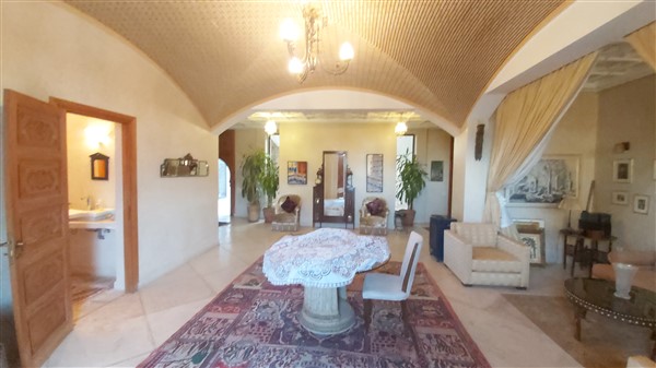 Palais luxe Route de Ouarzazate Marrakech – 1393m², 8 suites, 2.5 ha, piscine (VZA4) – photo 8